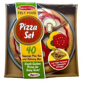 BRAND NEW MELISSA & DOUG FELT FOOD PIZZA PLAY SET
